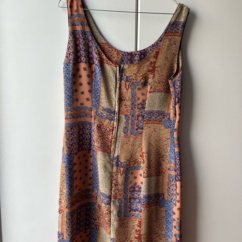 Dress like new, size L, multicolored