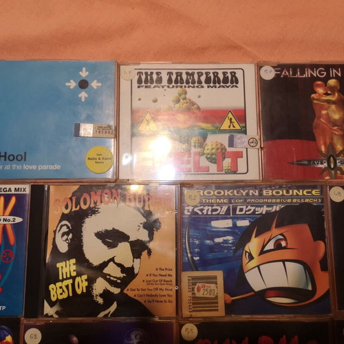 Electronic music CDs used, pack of 21