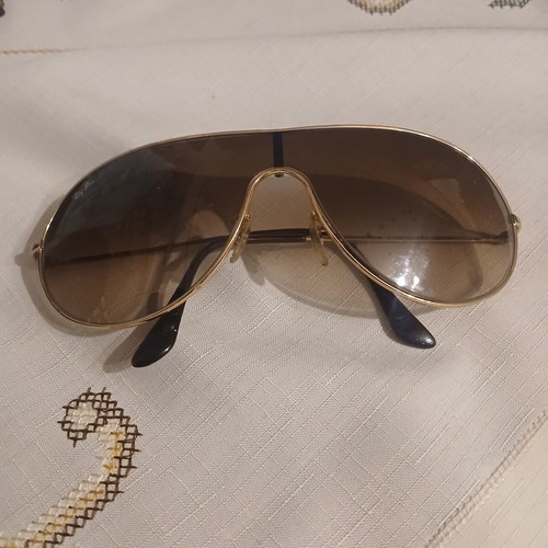 Ray Ban 3280 vintage sunglasses like new, gold color, small size