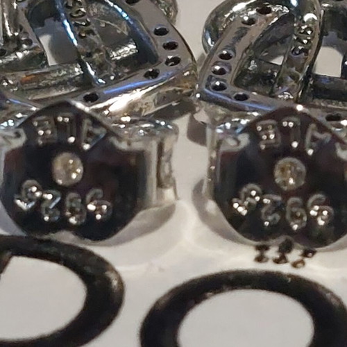 Pandora earrings new, heart design with white zirconia