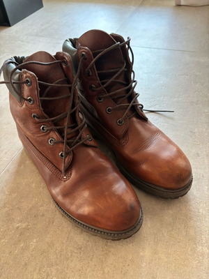 Μποτάκια Timberland μεταχειρισμένα, καφέ δερμάτινα, μέγεθος 40, made in USA