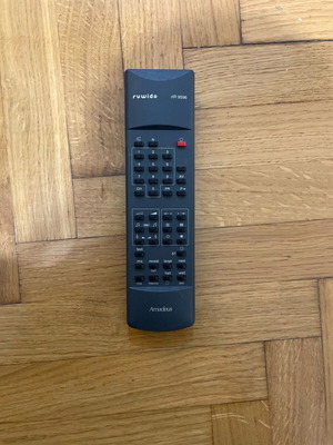 Ruwido rIR 9596 Amadeus remote control like new