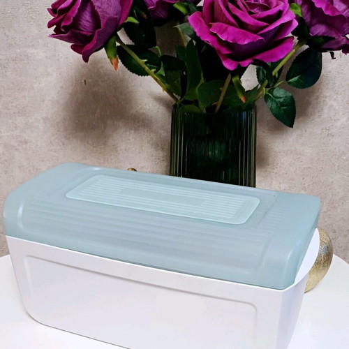 Tupperware Smart Junior Bread Box new