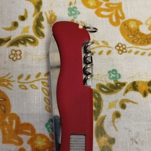 Victorinox Swiss Army Knife, UNHCR collectible