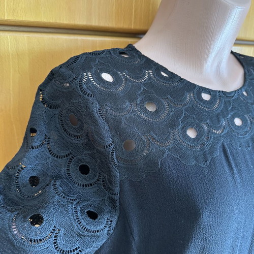 Ann Taylor black dress size 12 large like new