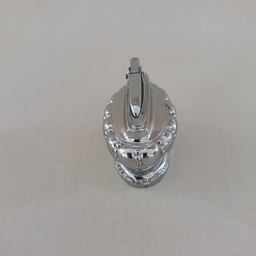 Japan table lighter used, non-working for decor, 6 x 7.5 cm