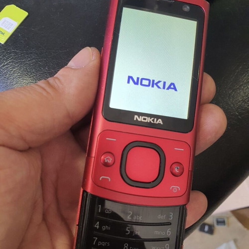 Nokia 6700s new mobile phone