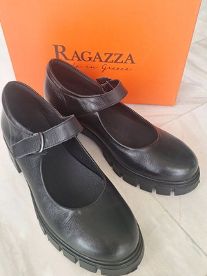 Ragazza leather loafers with buckle like new, black, size 40