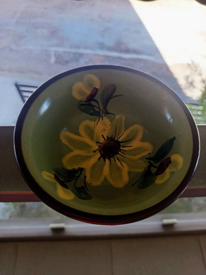 Handmade clay bowl with painted flowers, 15x5 cm