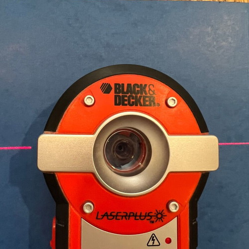 Black & Decker BDL230S self-leveling linear laser level used