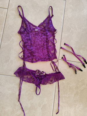 Σετ playsuit με ζαρτιέρες αφόρετο, μοβ, ένα μέγεθος
