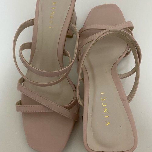 Vince Camuto pink sandals like new, size 37