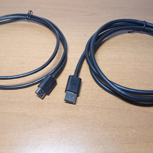 Displayport and HDMI cables used, lengths 1.8m and 1.5m