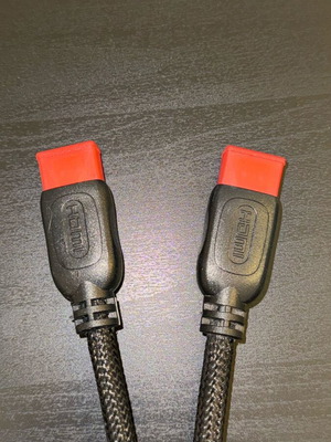 HDMI cable like new with protective caps
