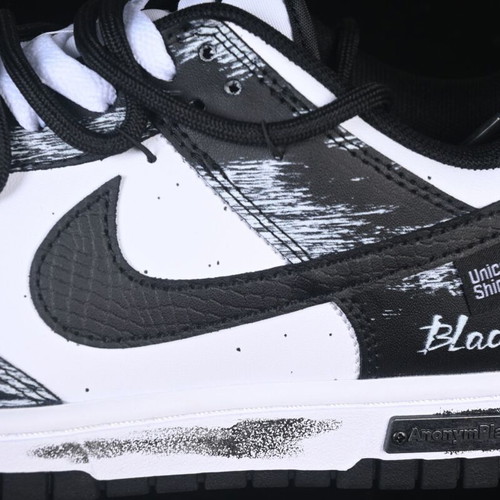 Nike SB Dunk Low Punk Style new black and white handmade sneakers