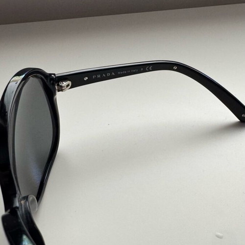 Prada women's sunglasses like new, black
