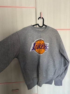 Φούτερ Lakers μέγεθος S oversized σαν καινούργιο