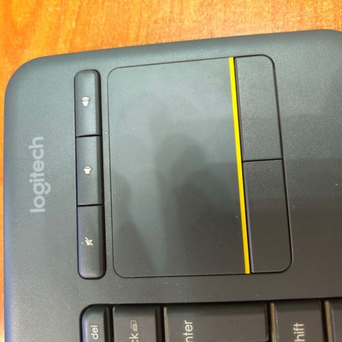 Πληκτρολόγιο Logitech K400+ σαν καινούργιο