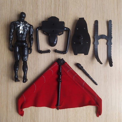 Black Spider-Man figure 15cm used with full equipment and launcher