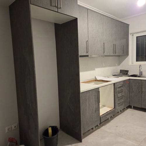 Kitchen cabinet like new with countertop, extractor hood and dishwasher