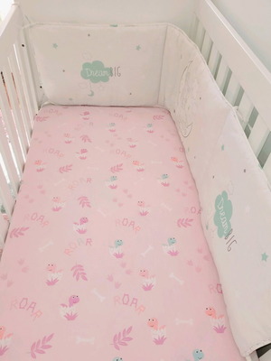 Dumbo Dreams crib sheet like new, 100% cotton, 40×185cm
