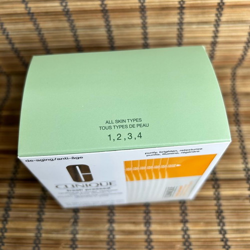 Clinique Fresh Pressed Powder Cleanser with Pure Vitamin C new
