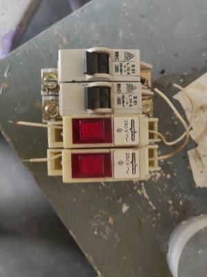 Automatic panel circuit breakers and bulbs used