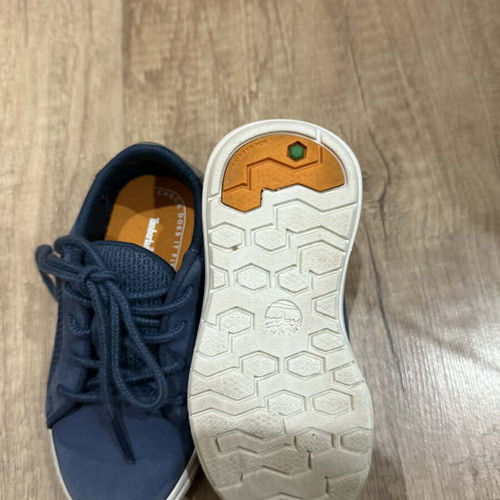 Timberland baby shoes like new, size 24