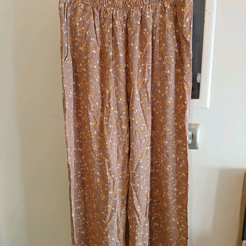 Wide Leg Pants new one size airy with elastic waist and pockets