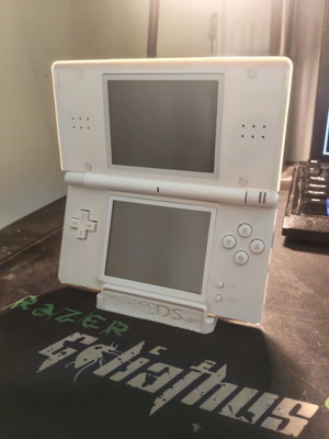 Display stands for Nintendo DS family consoles, 3D printed, made to order
