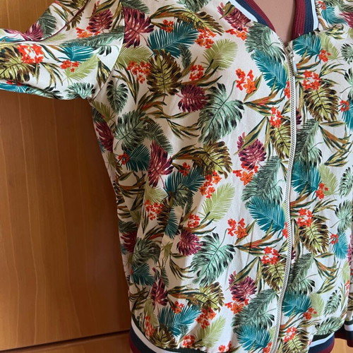 Stradivarius floral summer jacket medium like new, multicolor