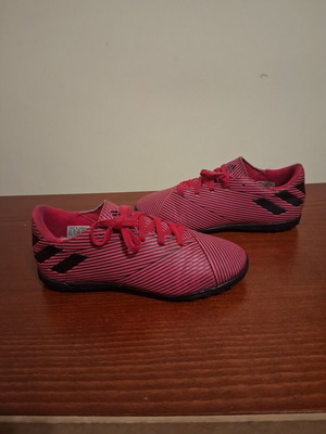 Adidas ΝΣΜΣΖΙΖ N34 ποδοσφαιρικά παπούτσια μεταχειρισμένα, μωβ για κορίτσια και αγόρια