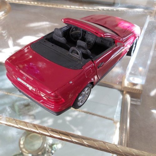 Αυτοκίνητο συλλεκτικό Mercedes Benz SLK 230 μεταχειρισμένο κλίμακα 1:18