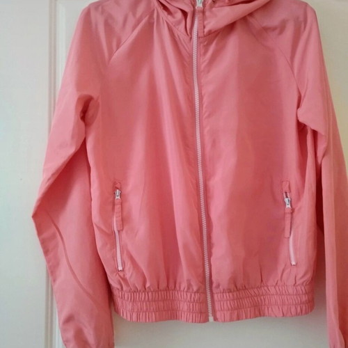 Shana jacket size 8, nylon windbreaker like new