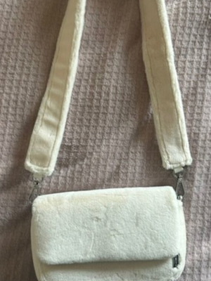 Bershka white furry shoulder bag like new