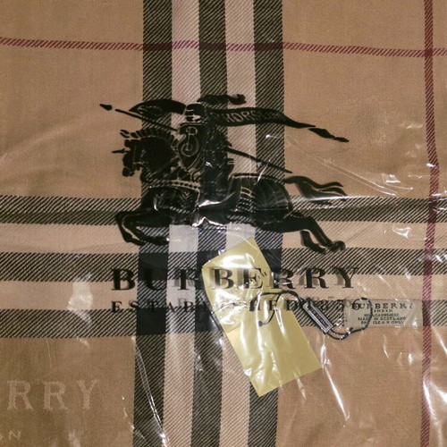 Burberry scarf 100% cashmere new beige brown