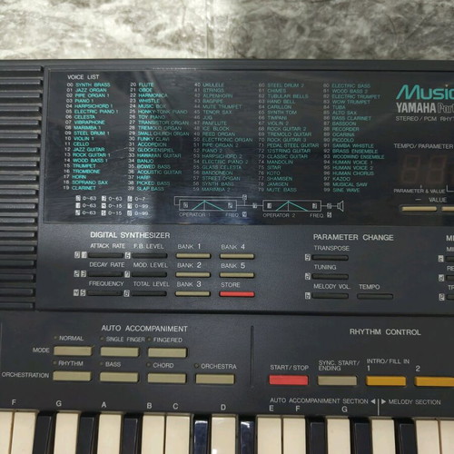 Yamaha PSS-480 like new portable FM synthesizer