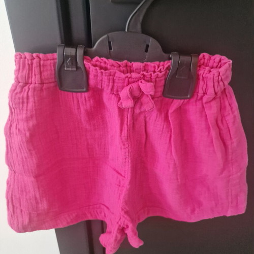 Cool Club pink shorts like new, size 134 cm