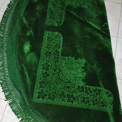 Velvet round tablecloth