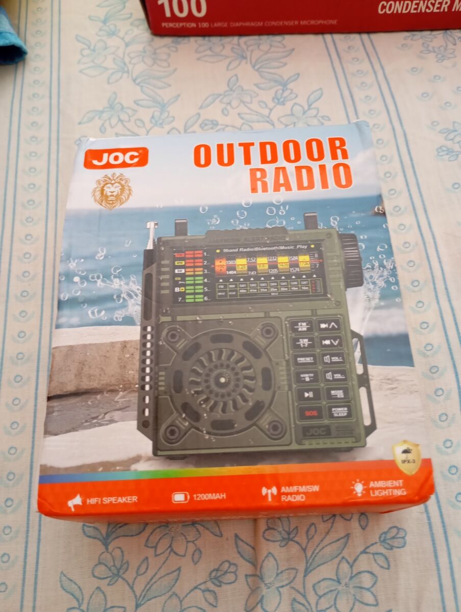 Outdoor Radio rechargeable with good sound - € 40,00 - Vendora.cy