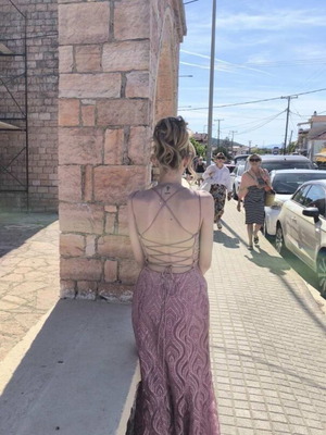 Αμπιγιέ φόρεμα ροζ, σαν καινούργιο, μέγεθος S με cups