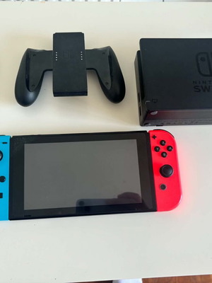 Nintendo Switch V2 μεταχειρισμένο, χωρίς καλώδια