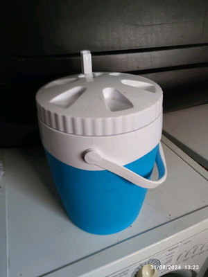 Water bottle