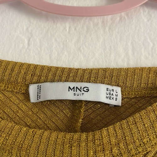 Mango sleeveless top mustard L new