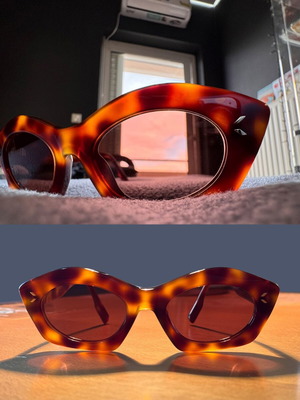 MCQ by Alexander McQueen sunglasses like new, brown tortoise acetate