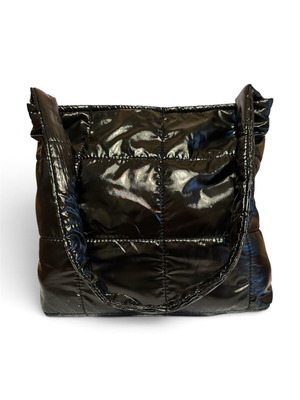 Quilted glossy shoulder tote bag large capacity used, black