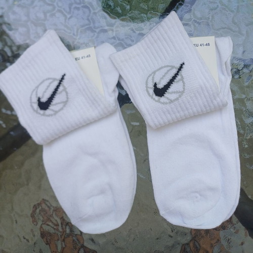 Nike men's socks pack of 2, size 41-45, white, new