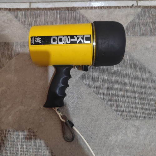 Underwater flashlight UK1200
