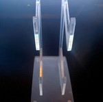 PS5 controller stand like new, transparent acrylic