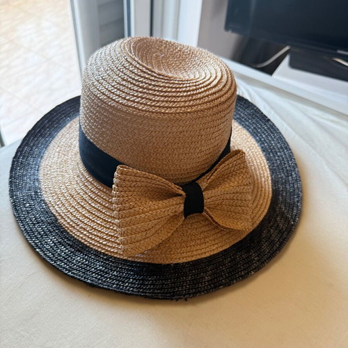 Straw hat beige and black new